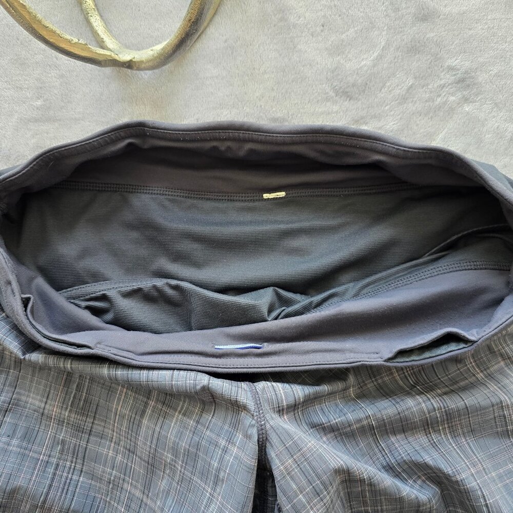 LULULEMON Shorts ladies grey - Picture 2 of 7